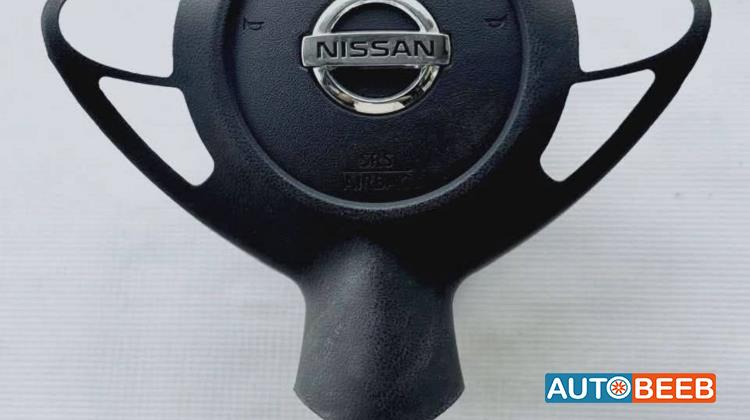 Cabin  Steering Wheel Nissan Juke