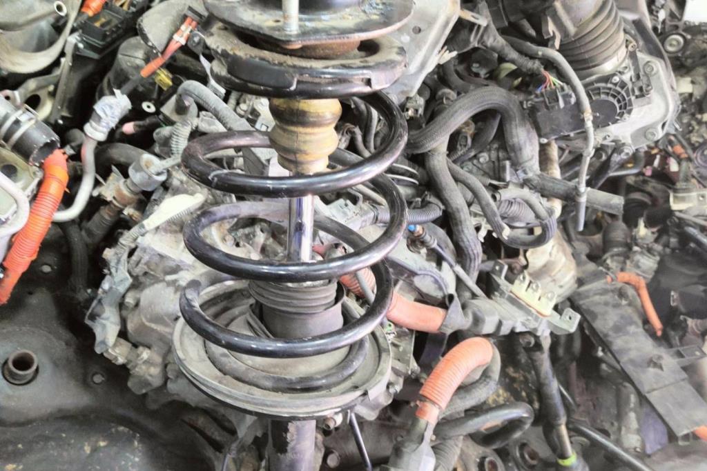  Shock Absorber Toyota Highlander