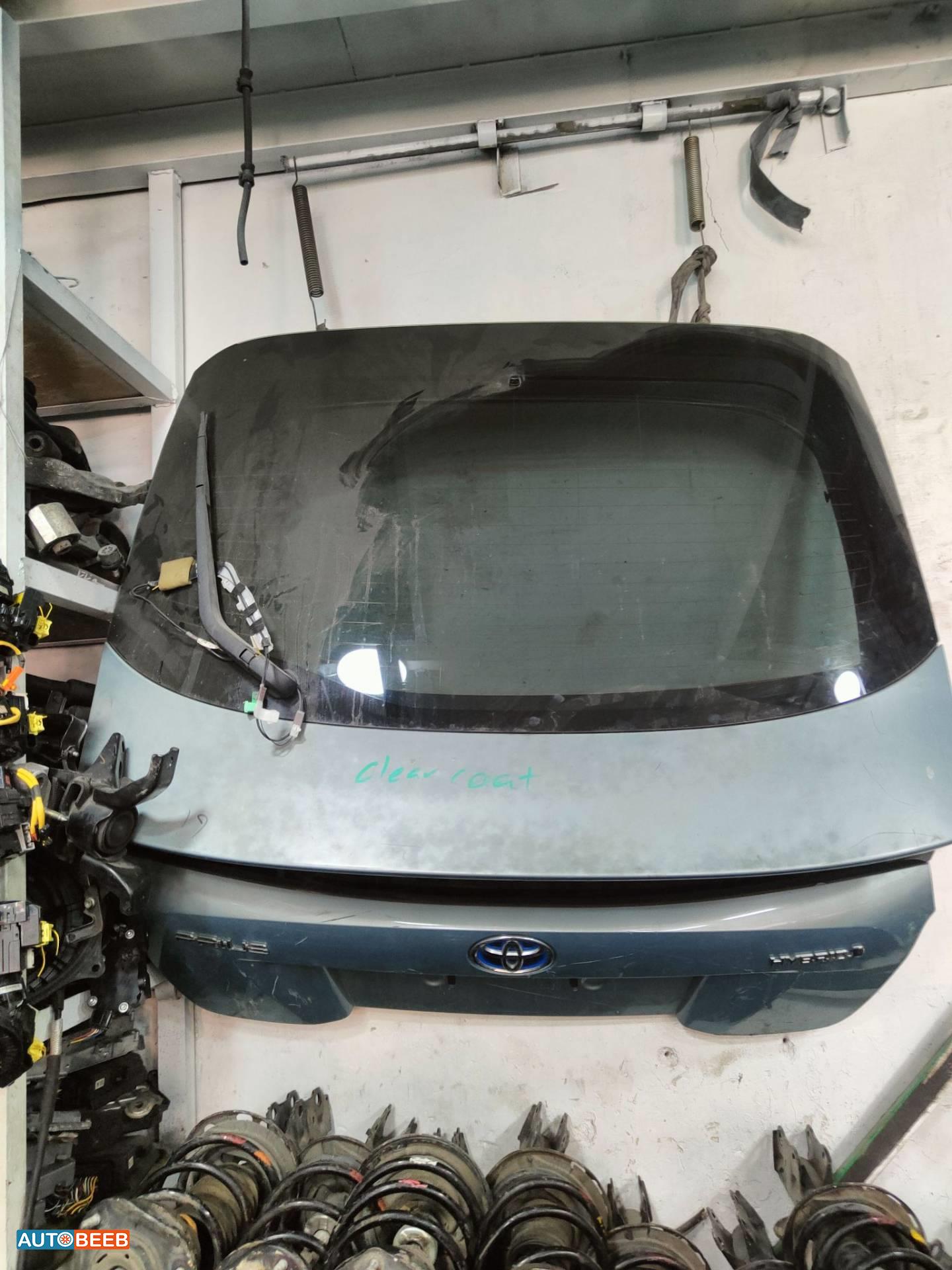 Body  Trunk Toyota Prius