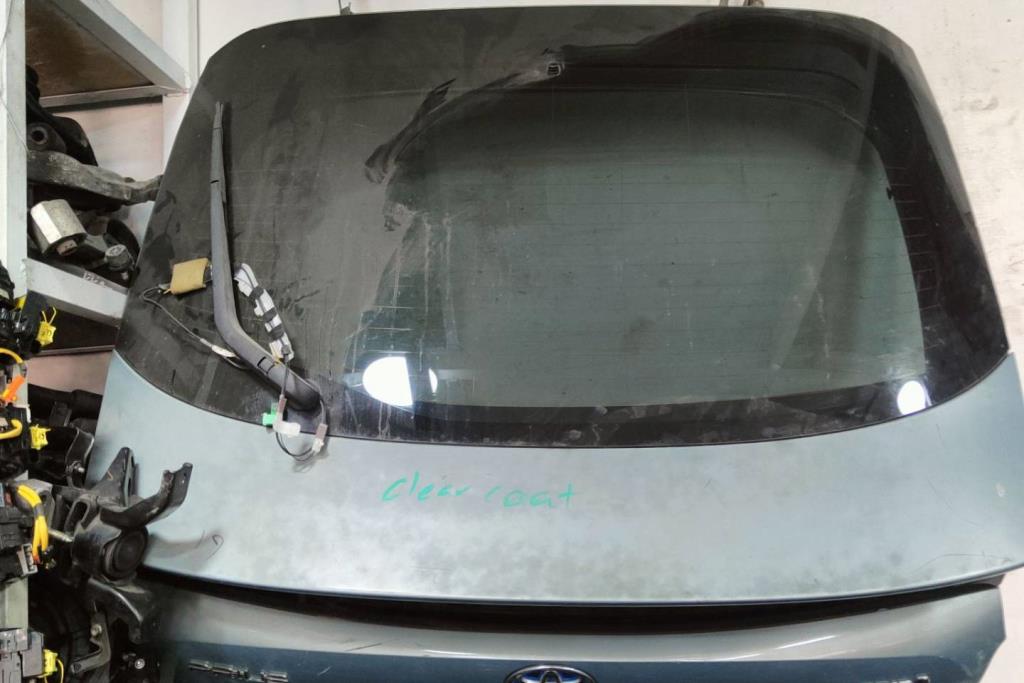 Body  Trunk Toyota Prius