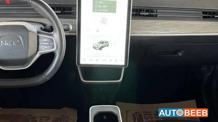 Neta V 2022