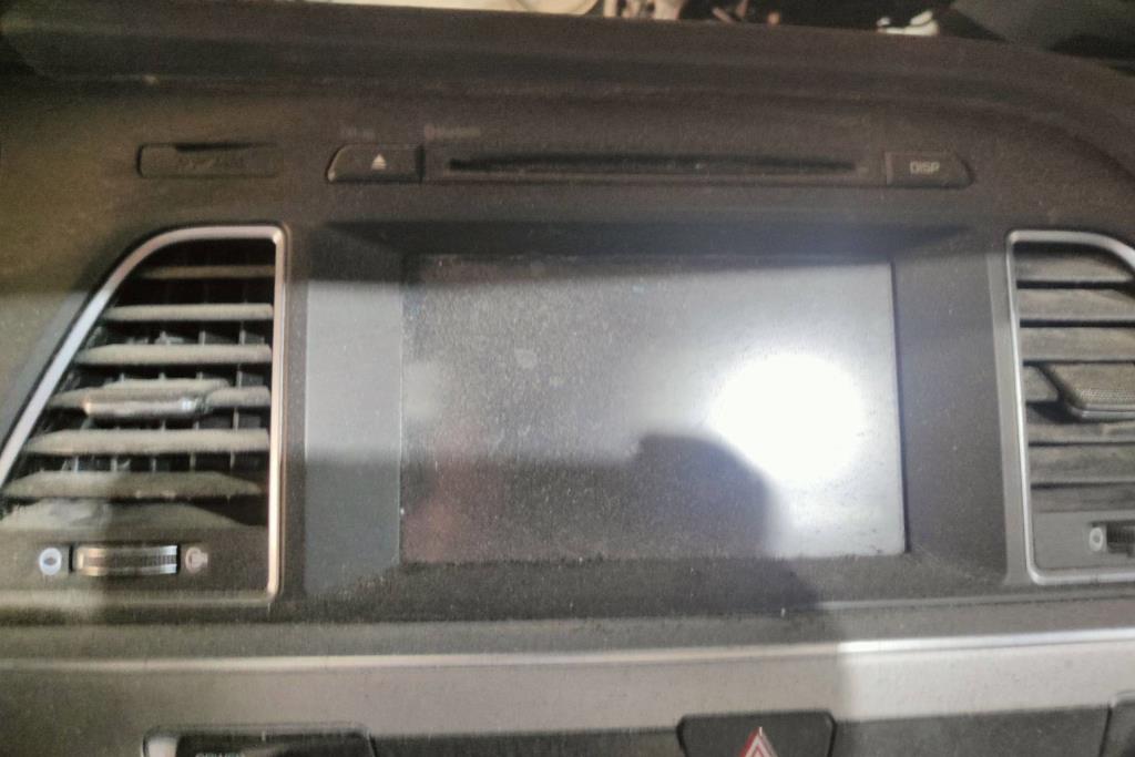 Electronics DVD Player Hyundai Sonata