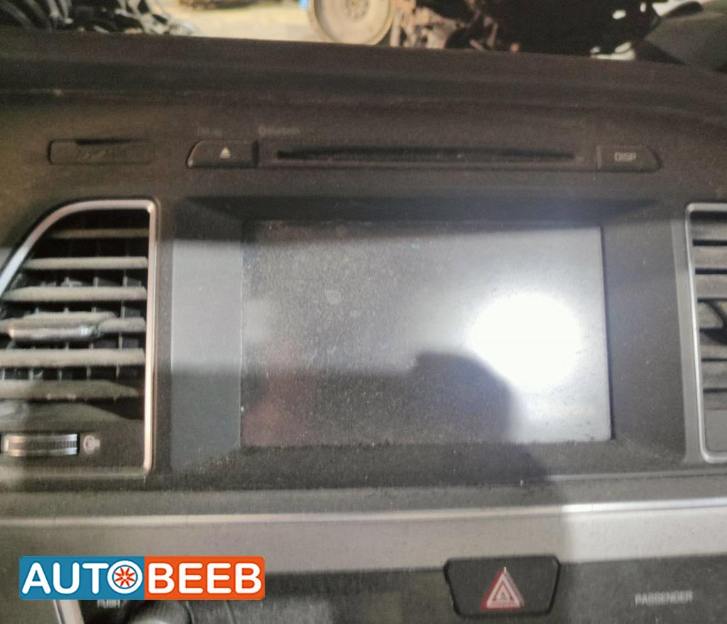 Electronics DVD Player Hyundai Sonata