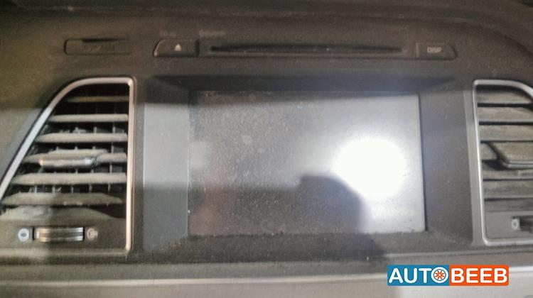 Electronics DVD Player Hyundai Sonata