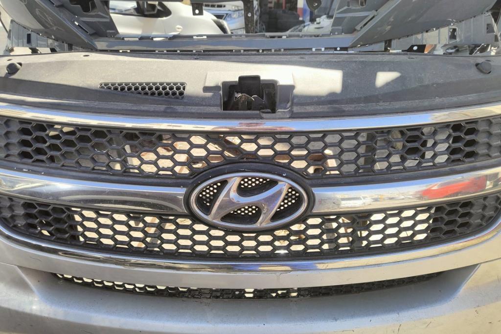 Body  Grilles Hyundai H1