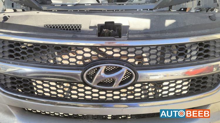 Body  Grilles Hyundai H1