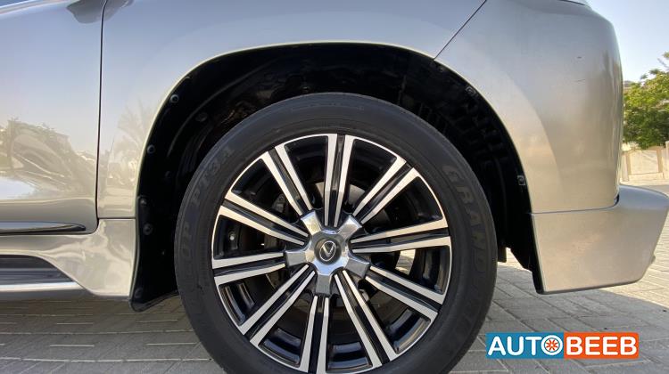 لكزس LX570 2018