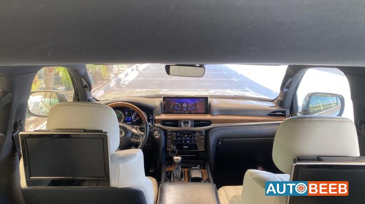 لكزس LX570 2018