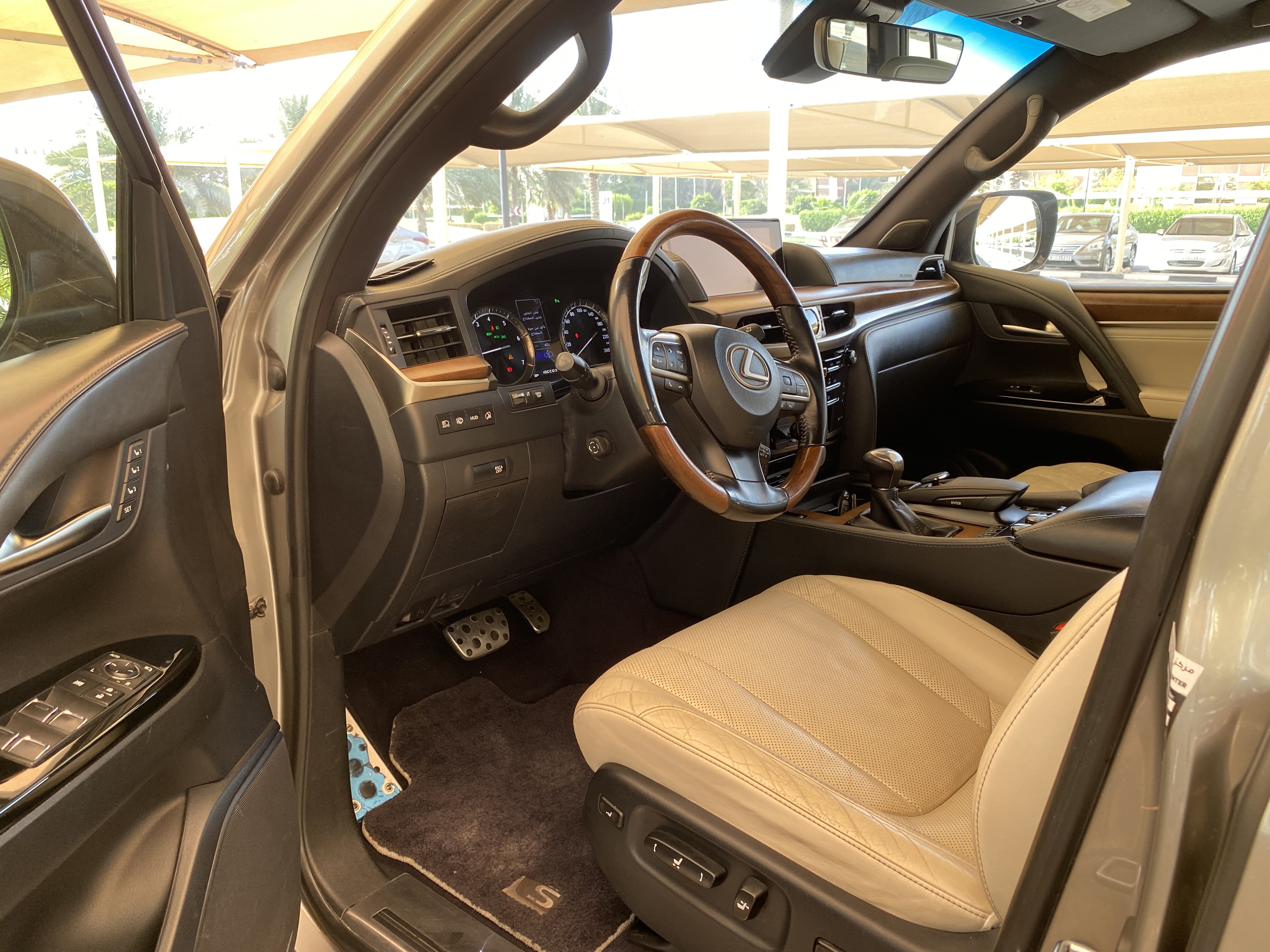 لكزس LX570 2018