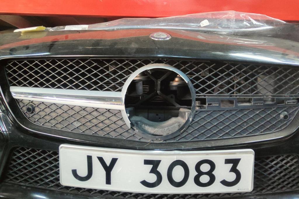 Body  Grilles Mercedes Benz SLK200