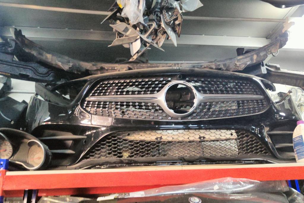 Body  Bumper Mercedes Benz CLS350