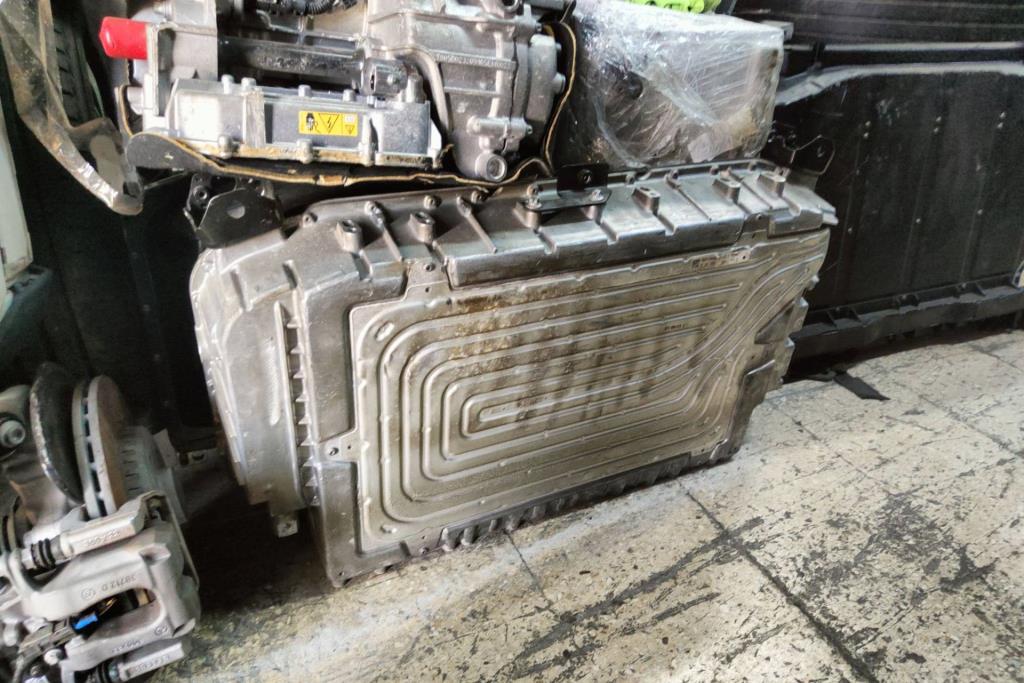 Electrical  Hybrid battery Mercedes Benz GLC200