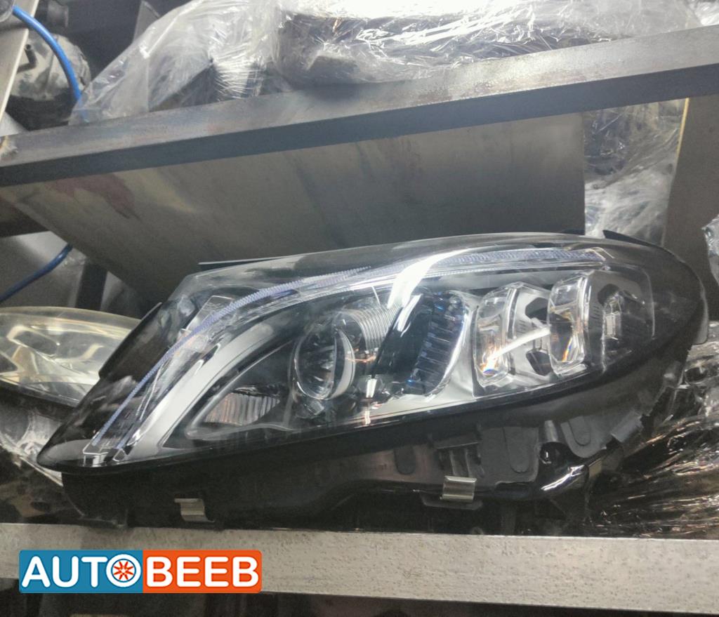 Lights Front light Mercedes Benz C200