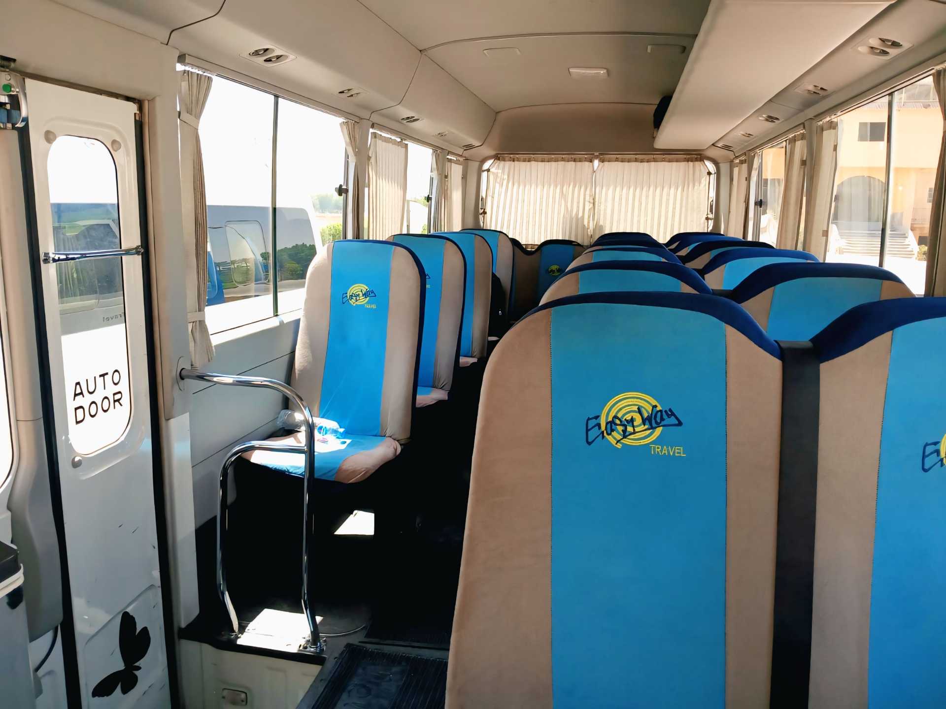 Minibus Toyota 2022