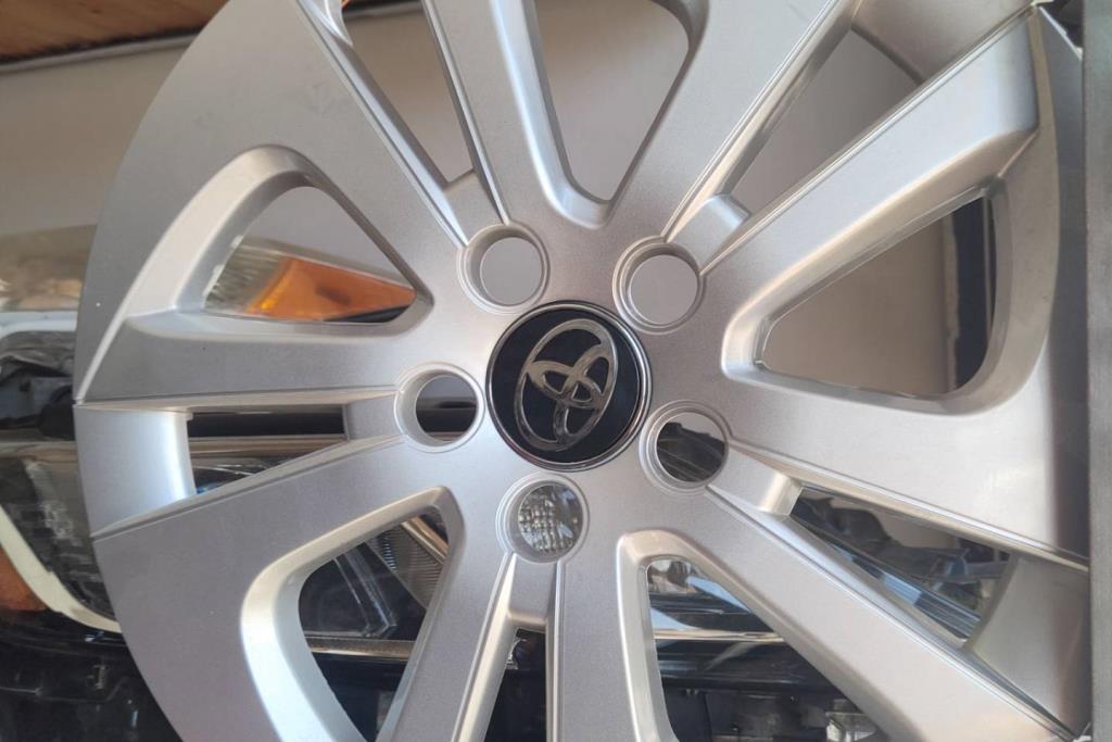 Wheel and Rims Wheel Covers  Toyota Prius