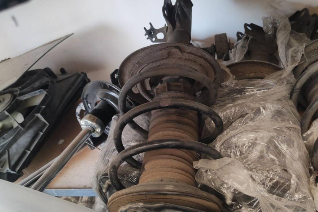  Shock Absorber Toyota Camry