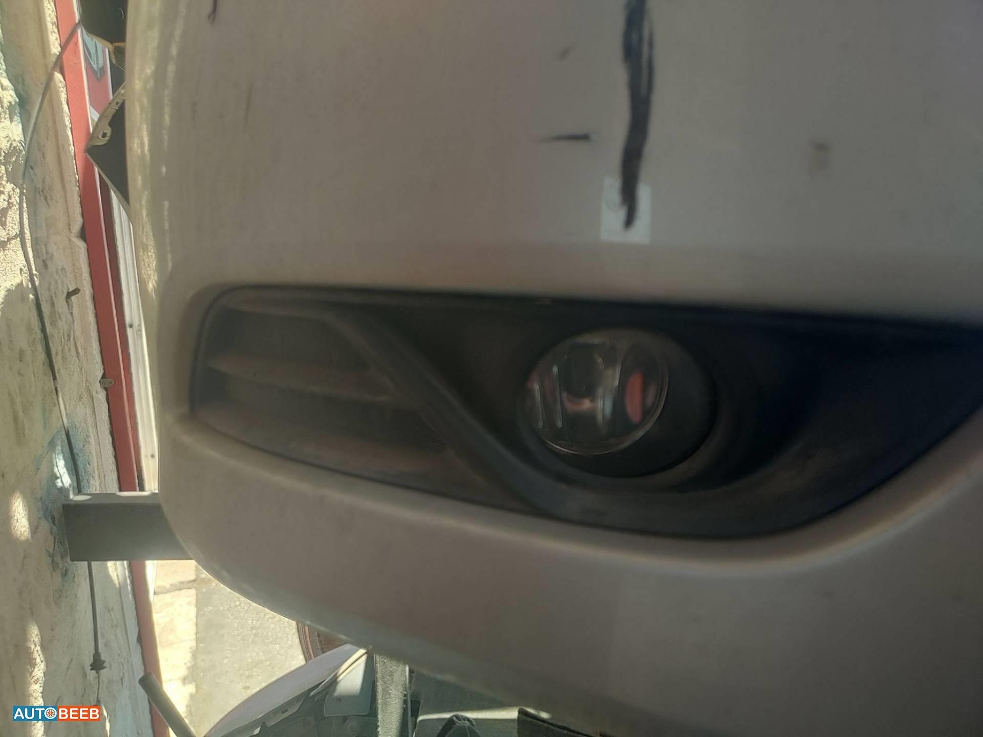 Lights Spotlight Nissan Sentra