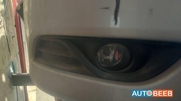 Lights Spotlight Nissan Sentra