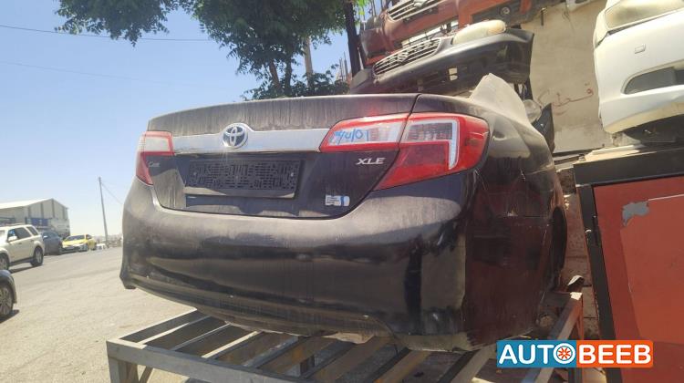 Body  Front clip Toyota Camry