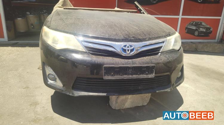 Body  Front clip Toyota Camry