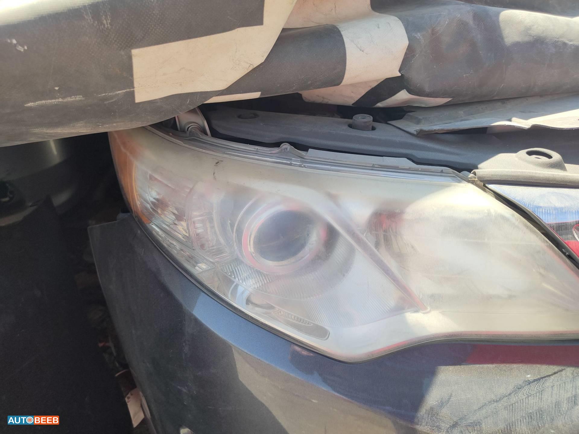 Lights Front light Toyota Camry