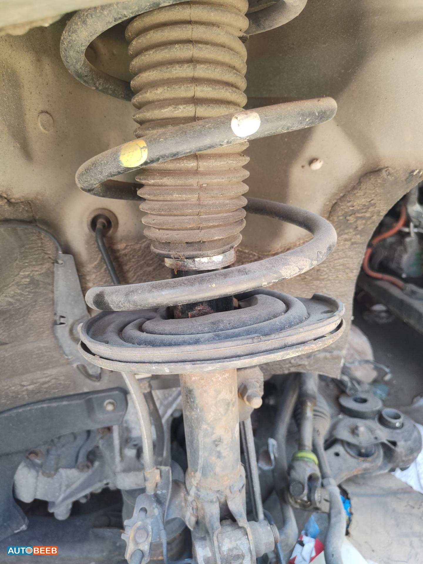  Shock Absorber Toyota Camry