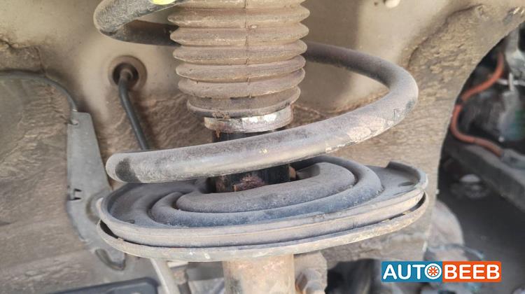  Shock Absorber Toyota Camry