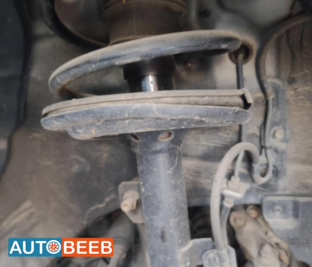  Shock Absorber Toyota Camry