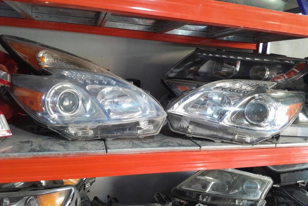 Lights Front light Toyota Prius
