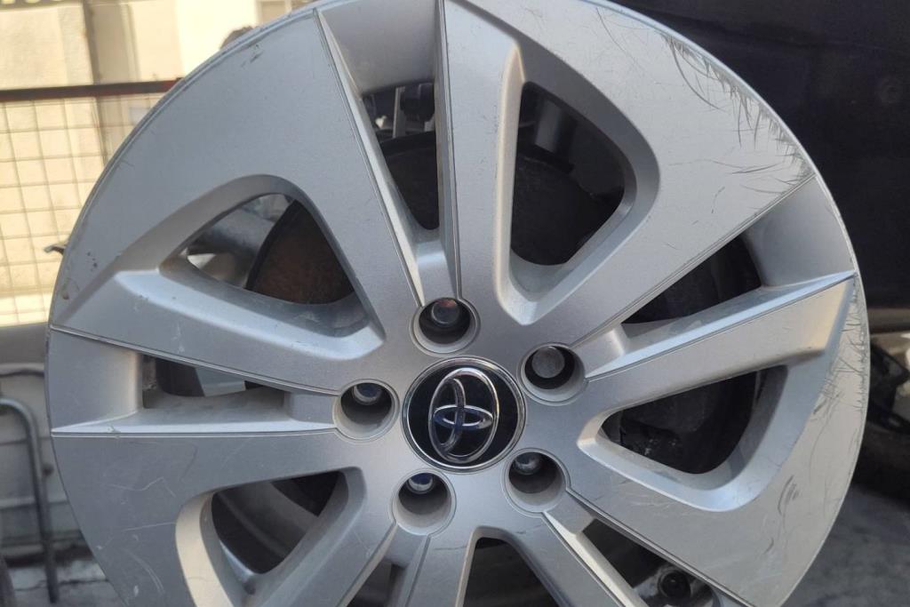 Wheel and Rims Rims Toyota Prius