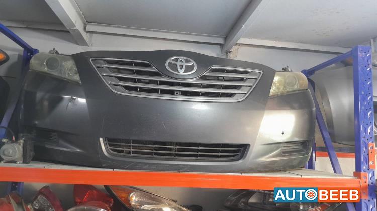 Body  Front clip Toyota Camry