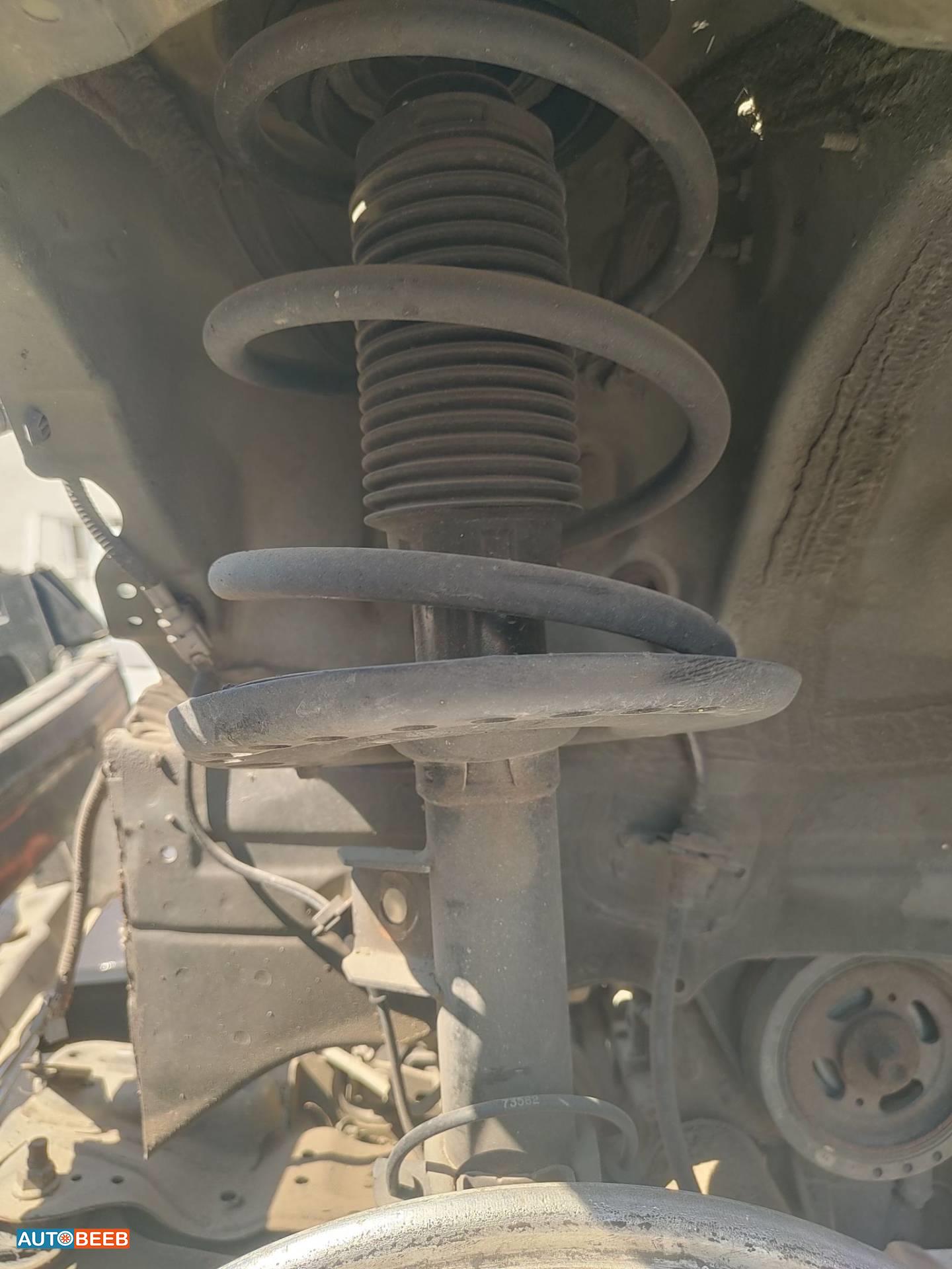  Shock Absorber Nissan Altima