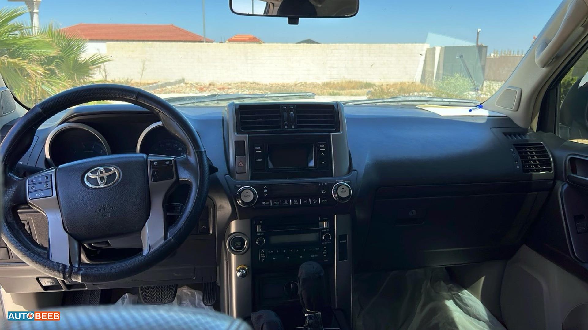 Toyota Prado 2010