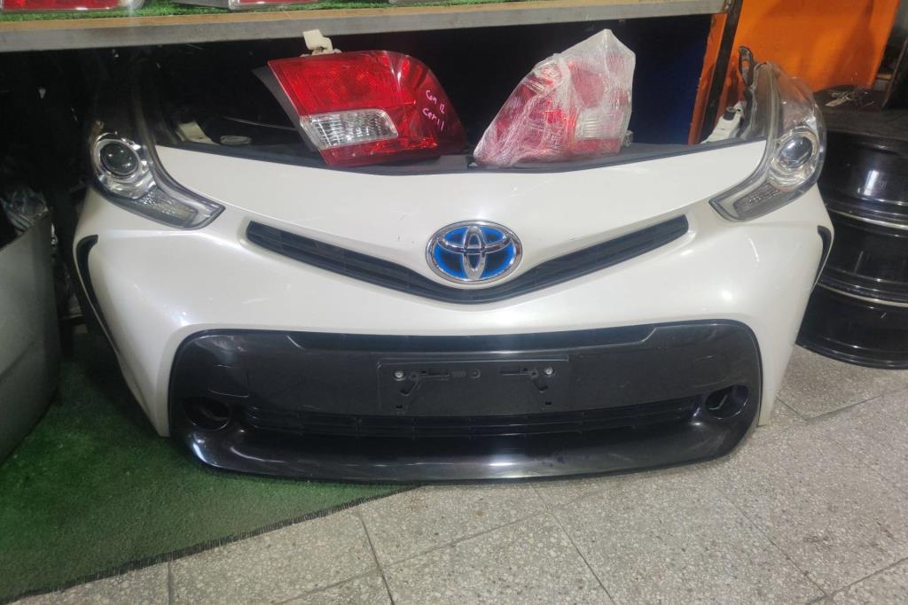 Body  Bumper Toyota Prius