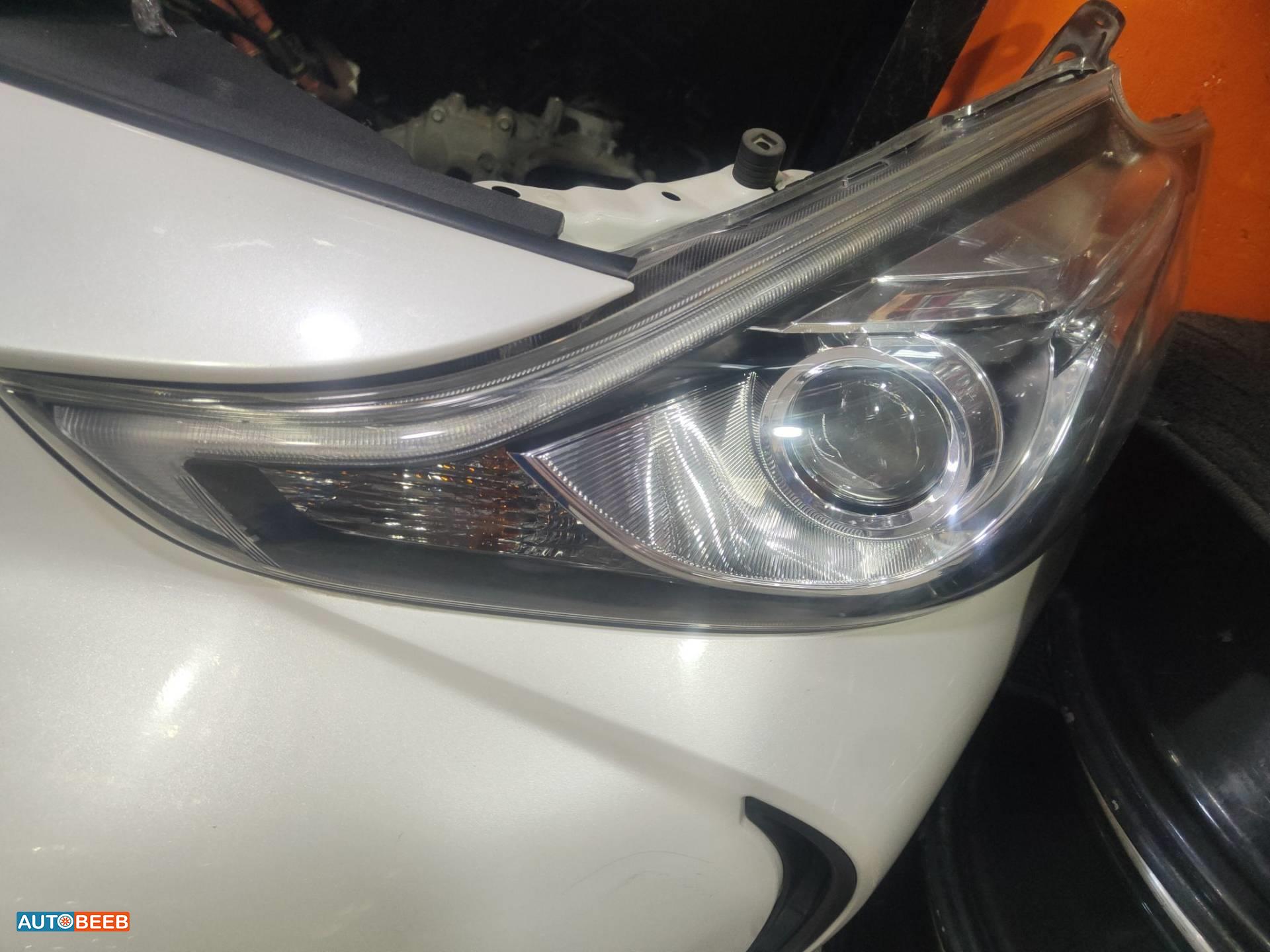 Lights Front light Toyota Prius