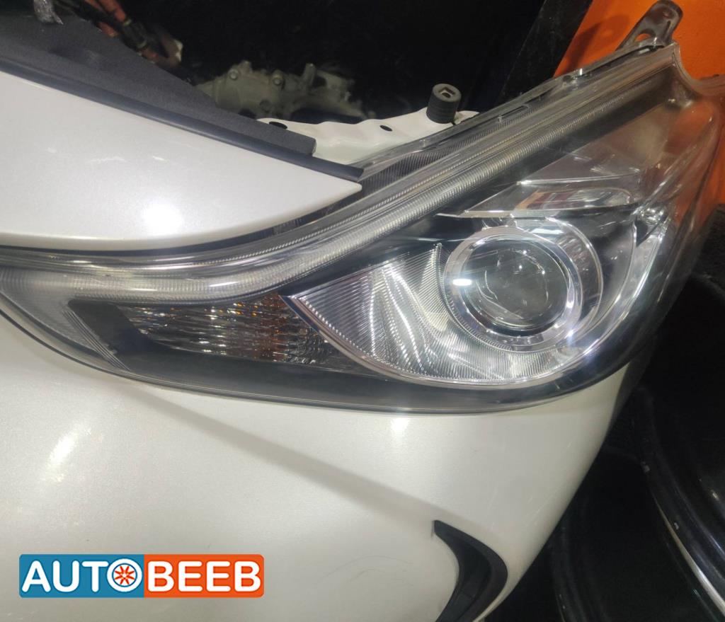 Lights Front light Toyota Prius