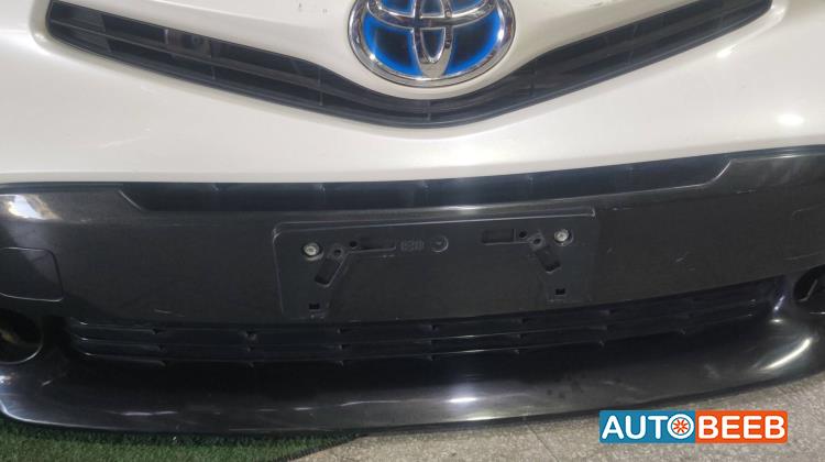 Body  Grilles Toyota Prius