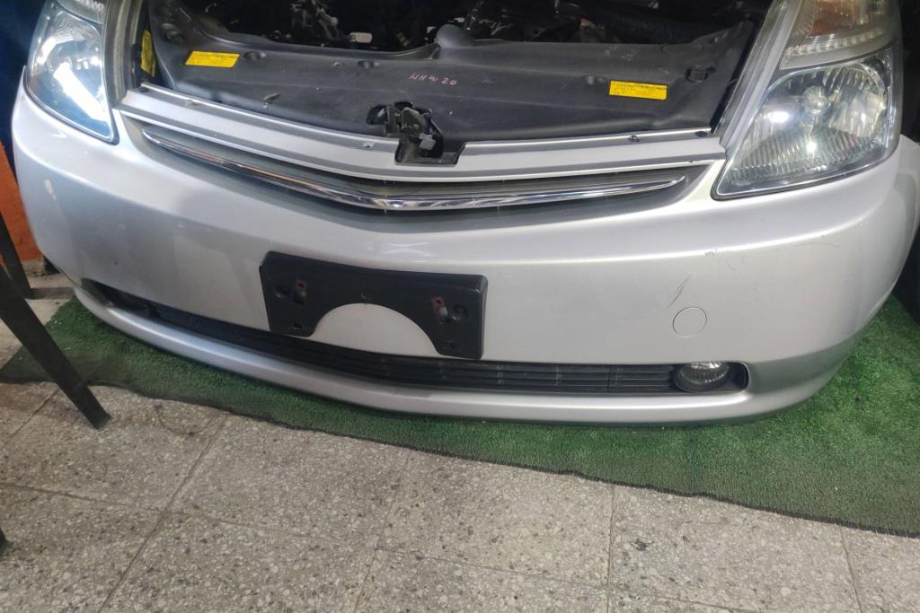Body  Bumper Toyota Prius