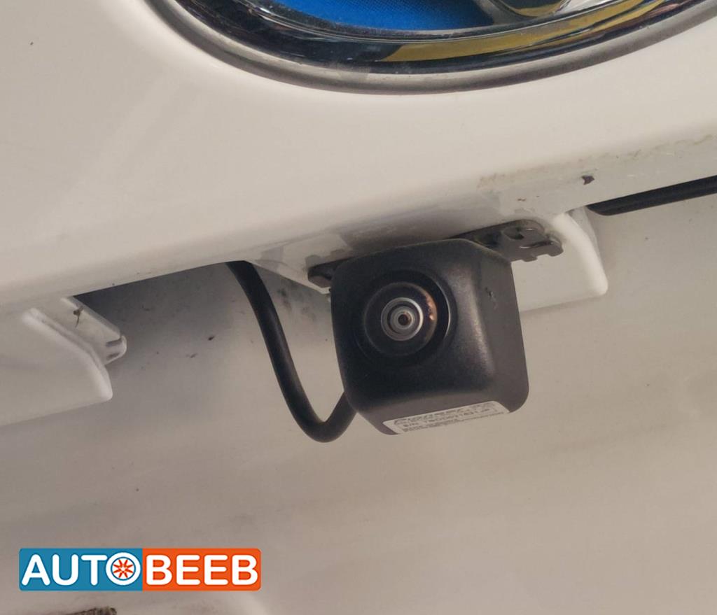 Electronics Cameras Toyota Prius