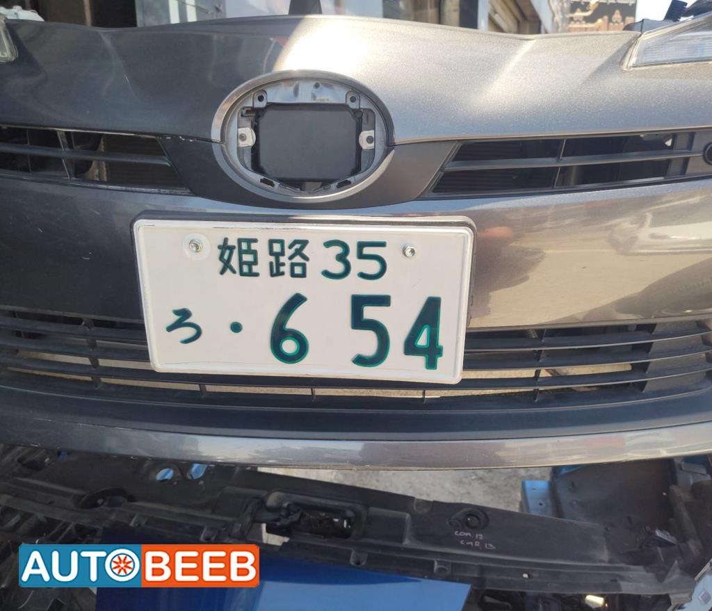 Body  Grilles Toyota Prius