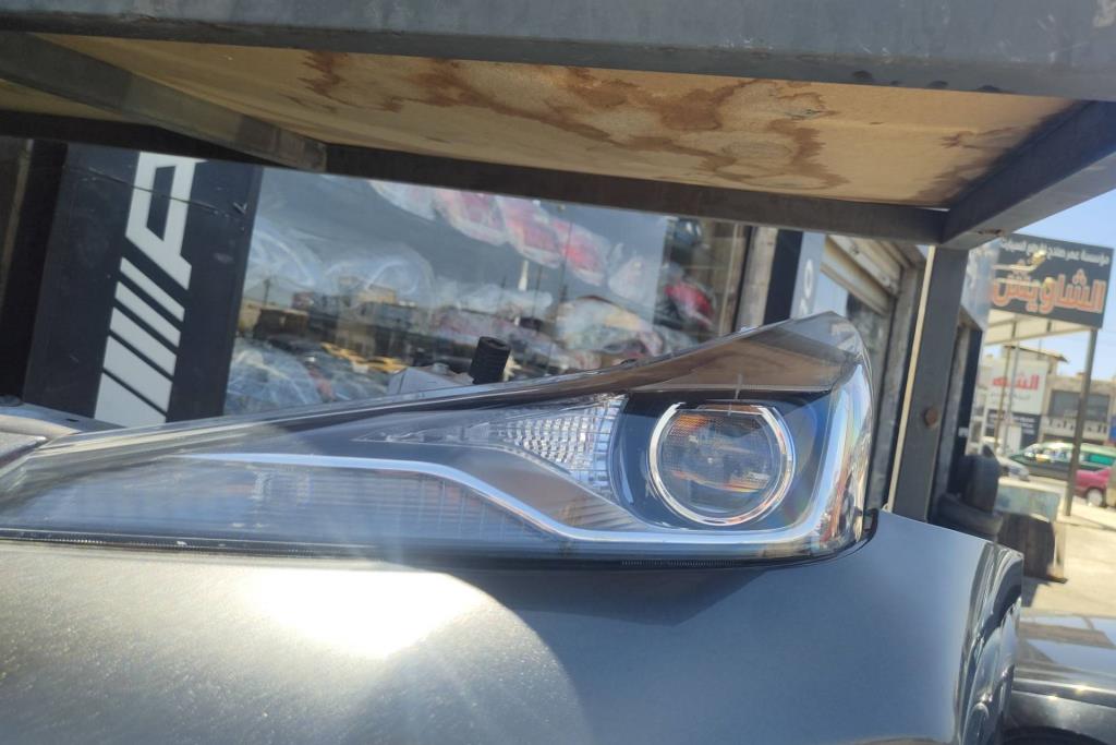 Lights Front light Toyota Prius