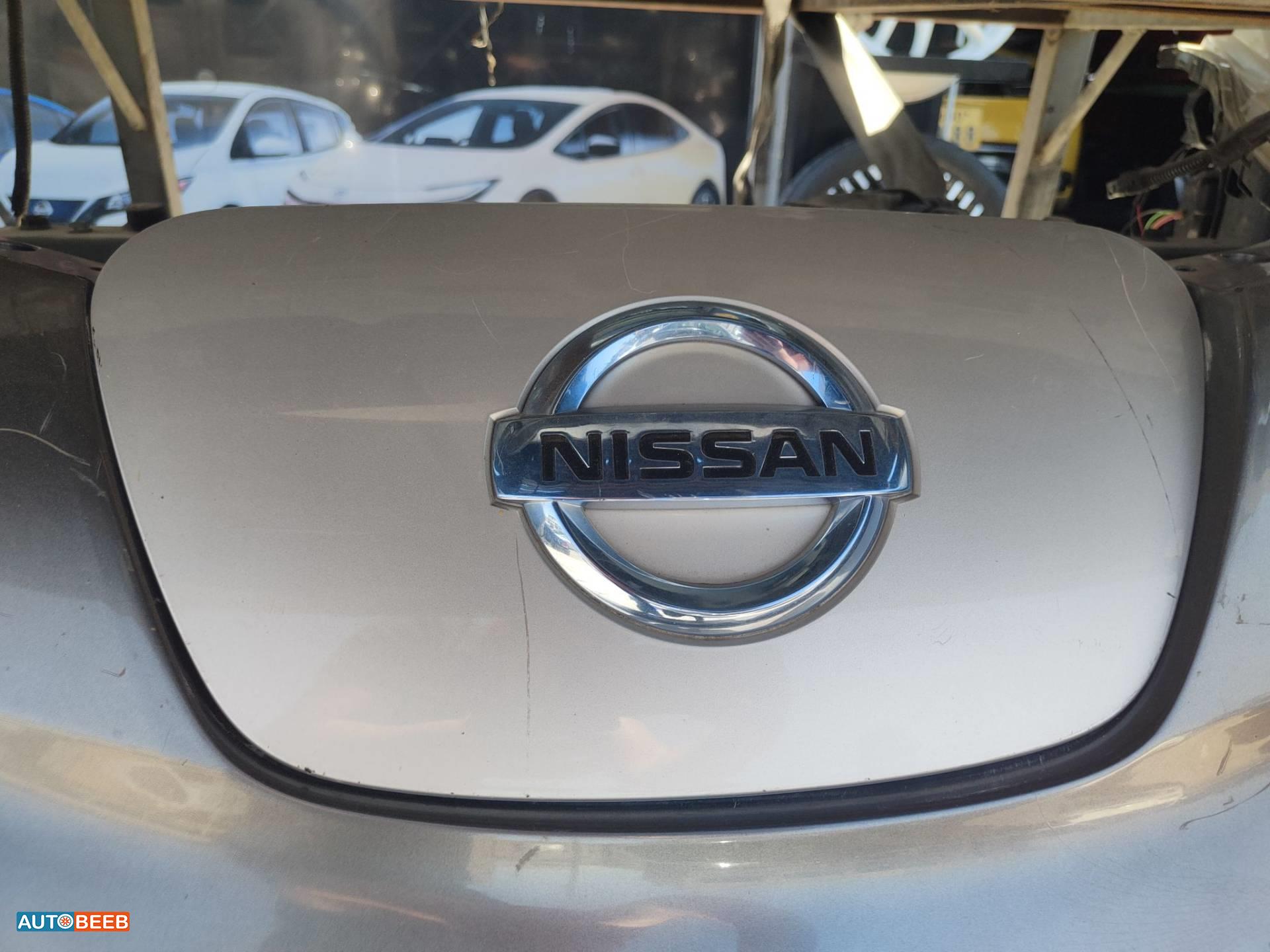 Body  Other Nissan Leaf