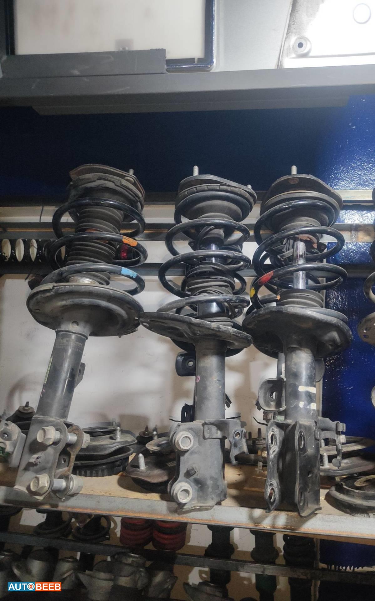  Shock Absorber Toyota Prius
