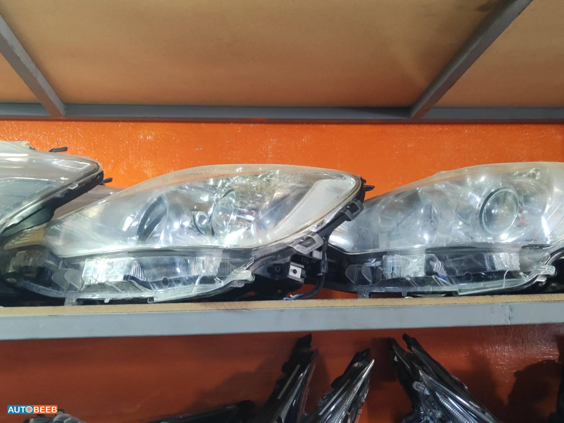 Lights Front light Toyota Prius C