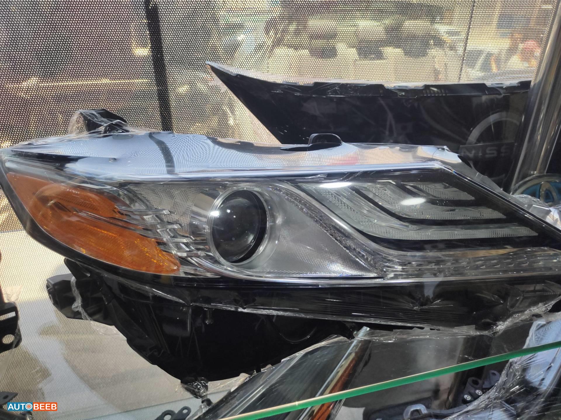 Lights Front light Toyota Camry