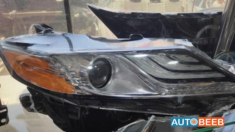 Lights Front light Toyota Camry