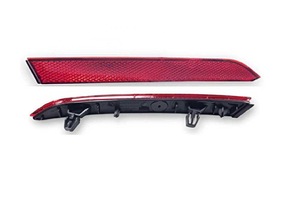 REFLECTOR VOLKSWAGEN PASSAT 2015 R