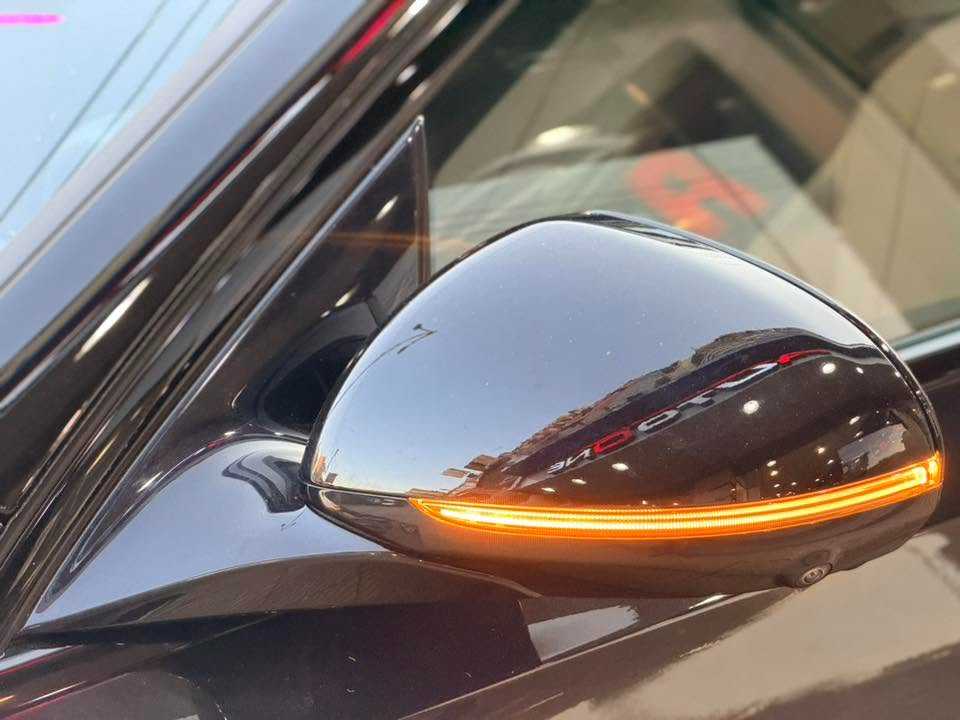 Mercedes Benz E200 2025