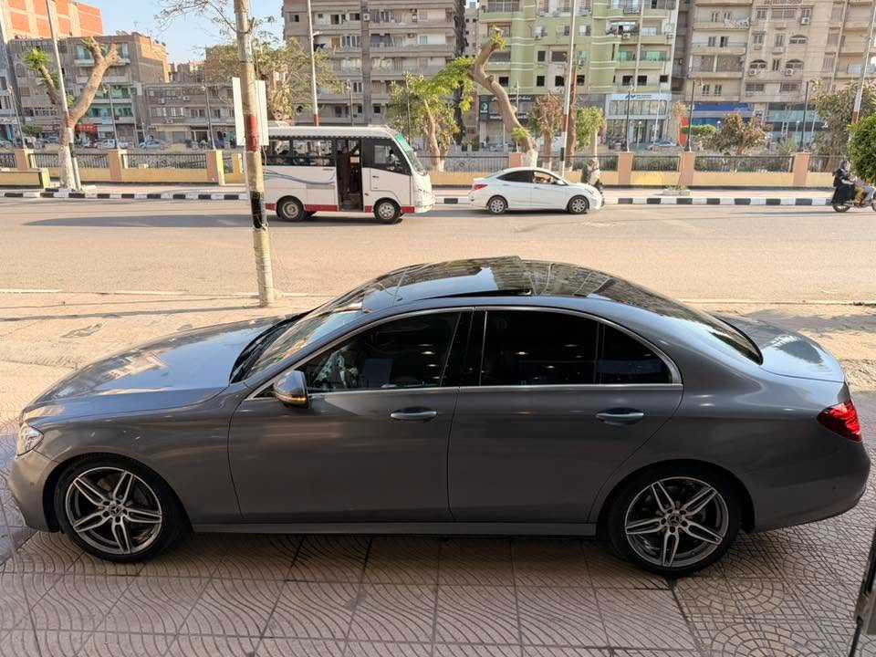Mercedes Benz E200 2019