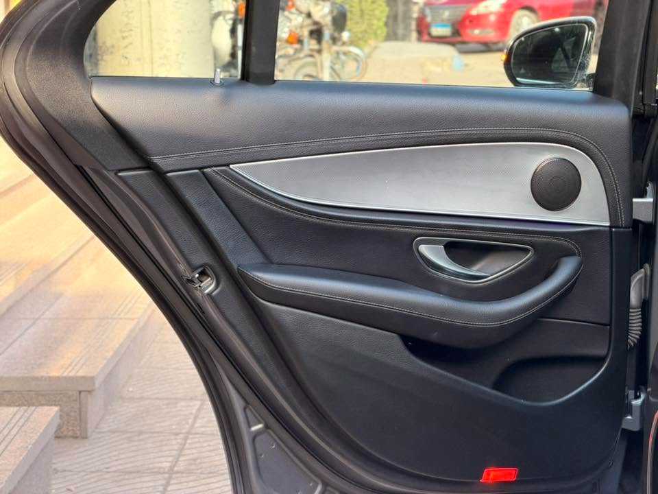 Mercedes Benz E200 2019